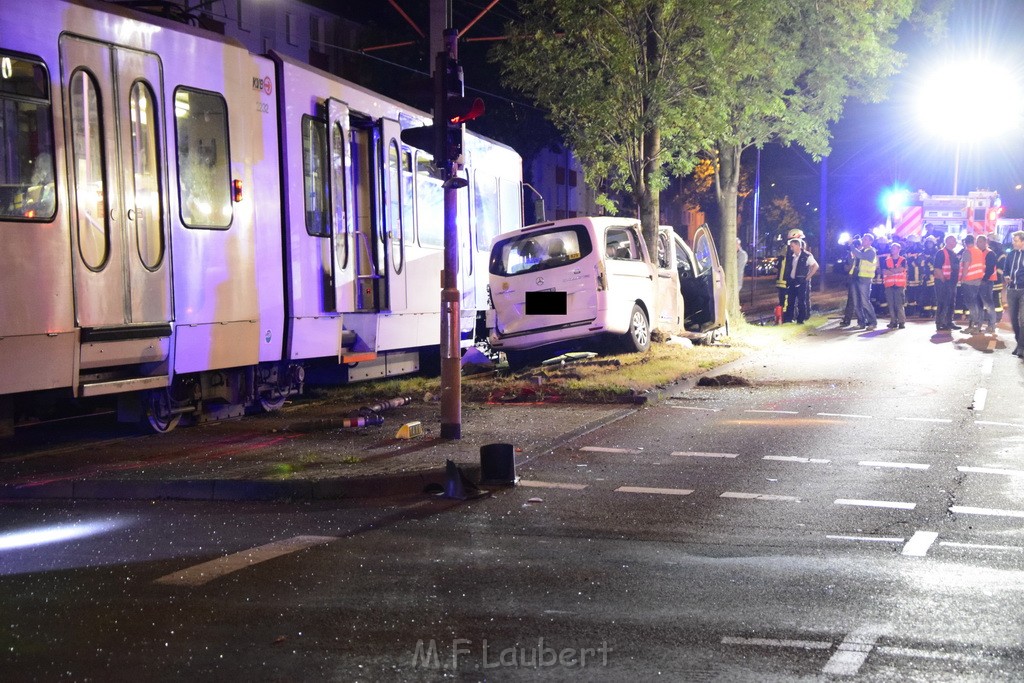 VU PKW Strab Koeln Niehl Amsterdamerstr Friedrich Karlstr P087.JPG - Miklos Laubert